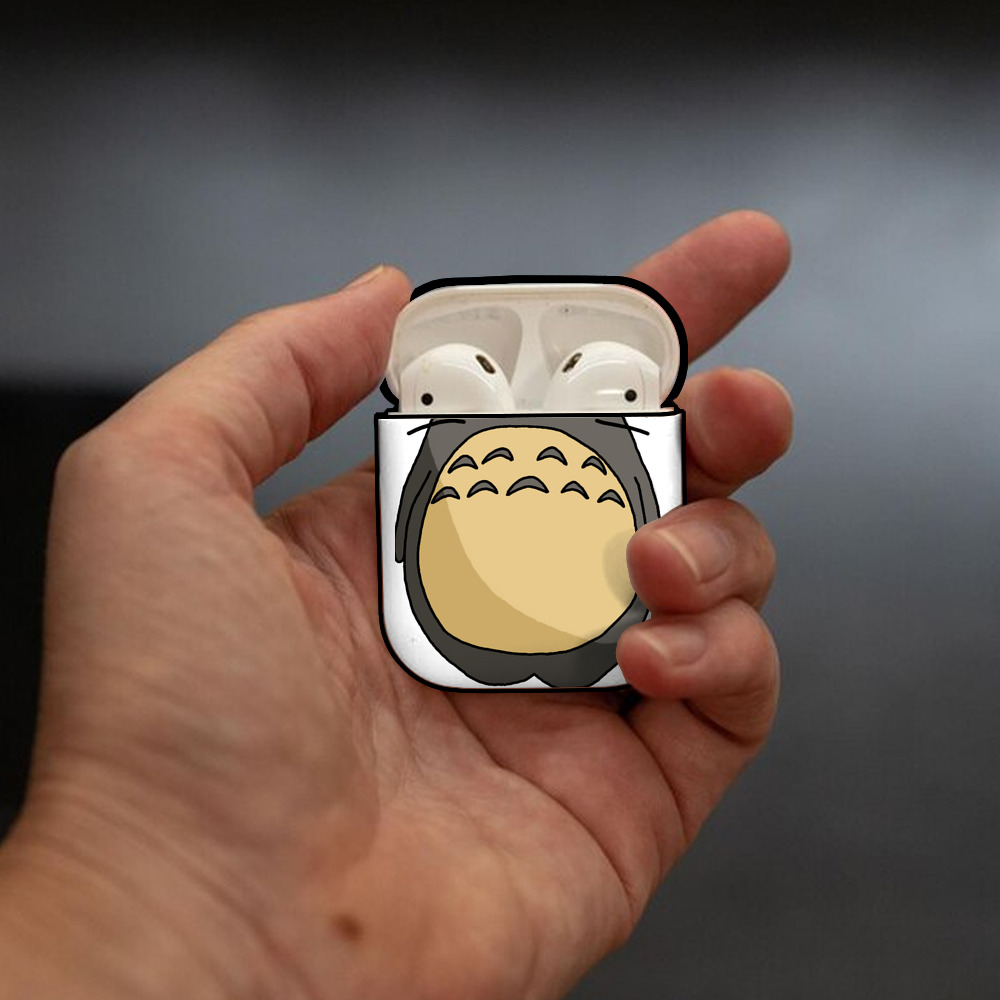 となりのトトロ 草壁メイ 草壁サツキ My Neighbor Totoro Satsuki Kusakabe Mei Kusakabe AirPods 第2世代保護ケース ハードシェル ブラック 耐衝撃・防指紋・カラビナ付き