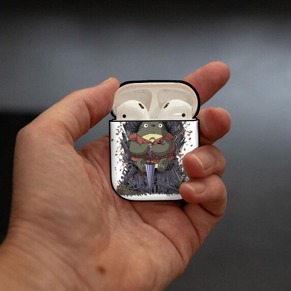 となりのトトロ 草壁メイ 草壁サツキ My Neighbor Totoro Satsuki Kusakabe Mei Kusakabe AirPods 第2世代保護ケース ハードシェル ブラック 耐衝撃・防指紋・カラビナ付き