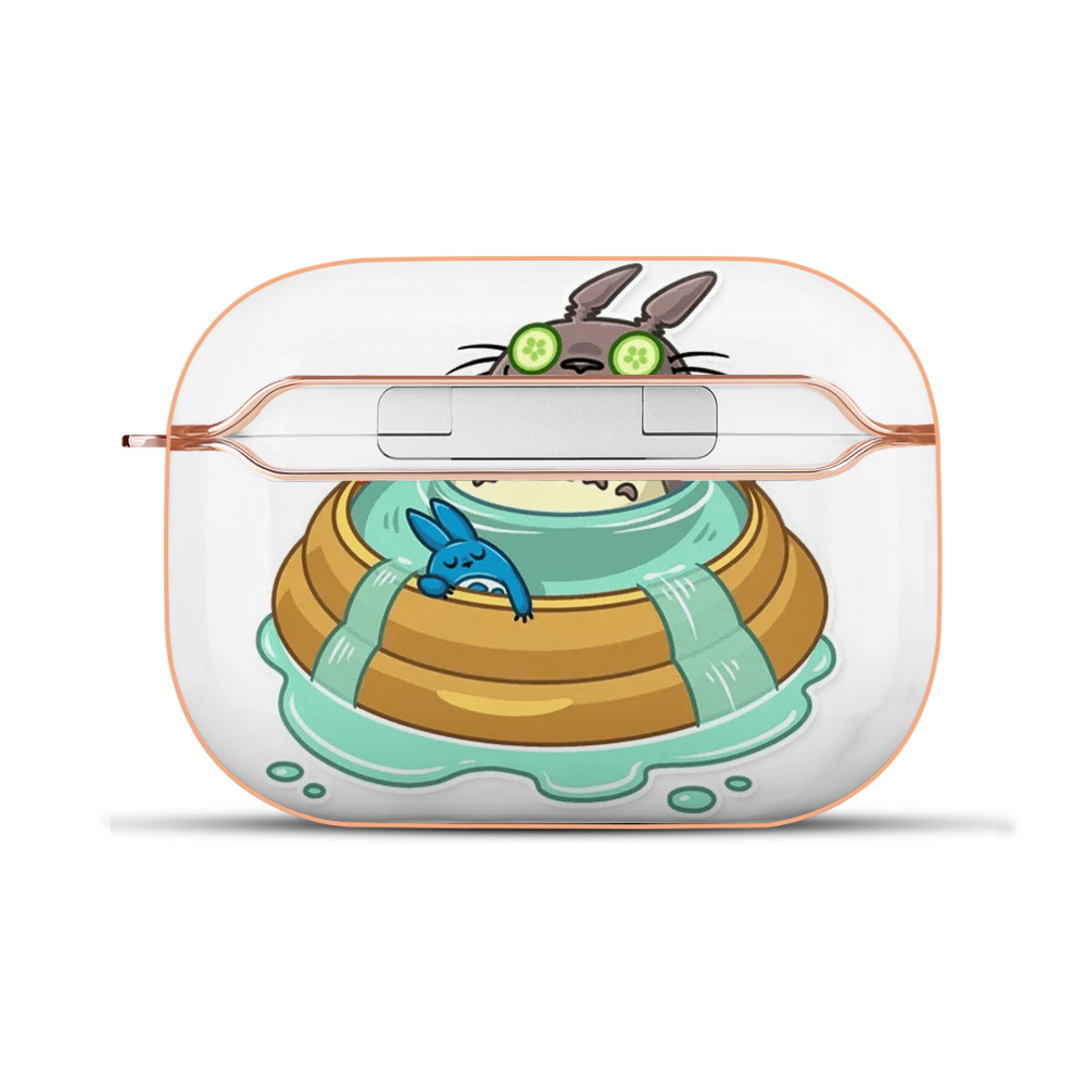 （画像用） となりのトトロ 草壁メイ 草壁サツキ My Neighbor Totoro Satsuki Kusakabe Mei Kusakabe 【AirPods Pro用】ハードシェル保護ケース｜耐衝撃・防指紋・カラビナ付き商品仕様