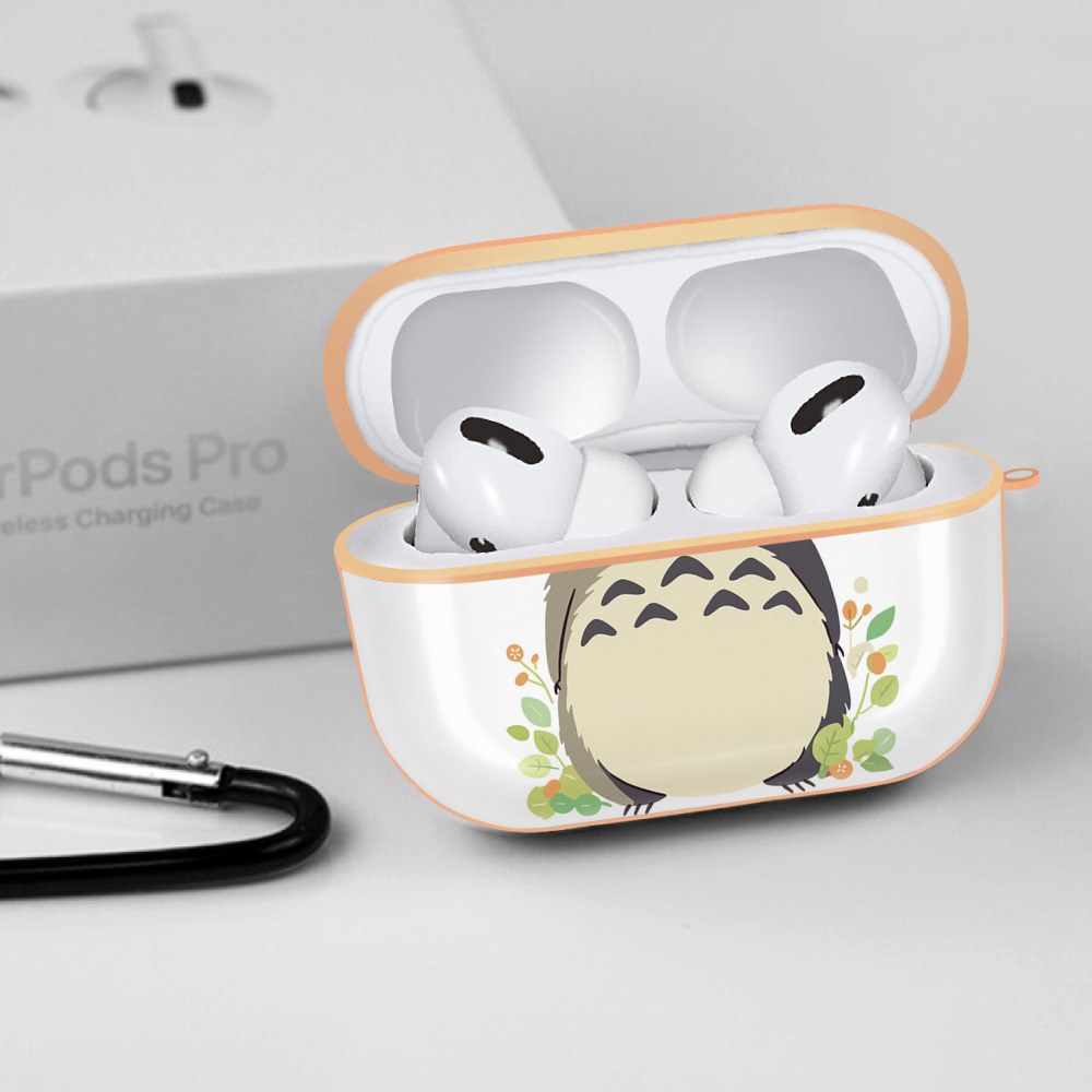 となりのトトロ 草壁メイ 草壁サツキ My Neighbor Totoro Satsuki Kusakabe Mei Kusakabe 【AirPods Pro用】ハードシェル保護ケース｜耐衝撃・防指紋・カラビナ付き商品仕様