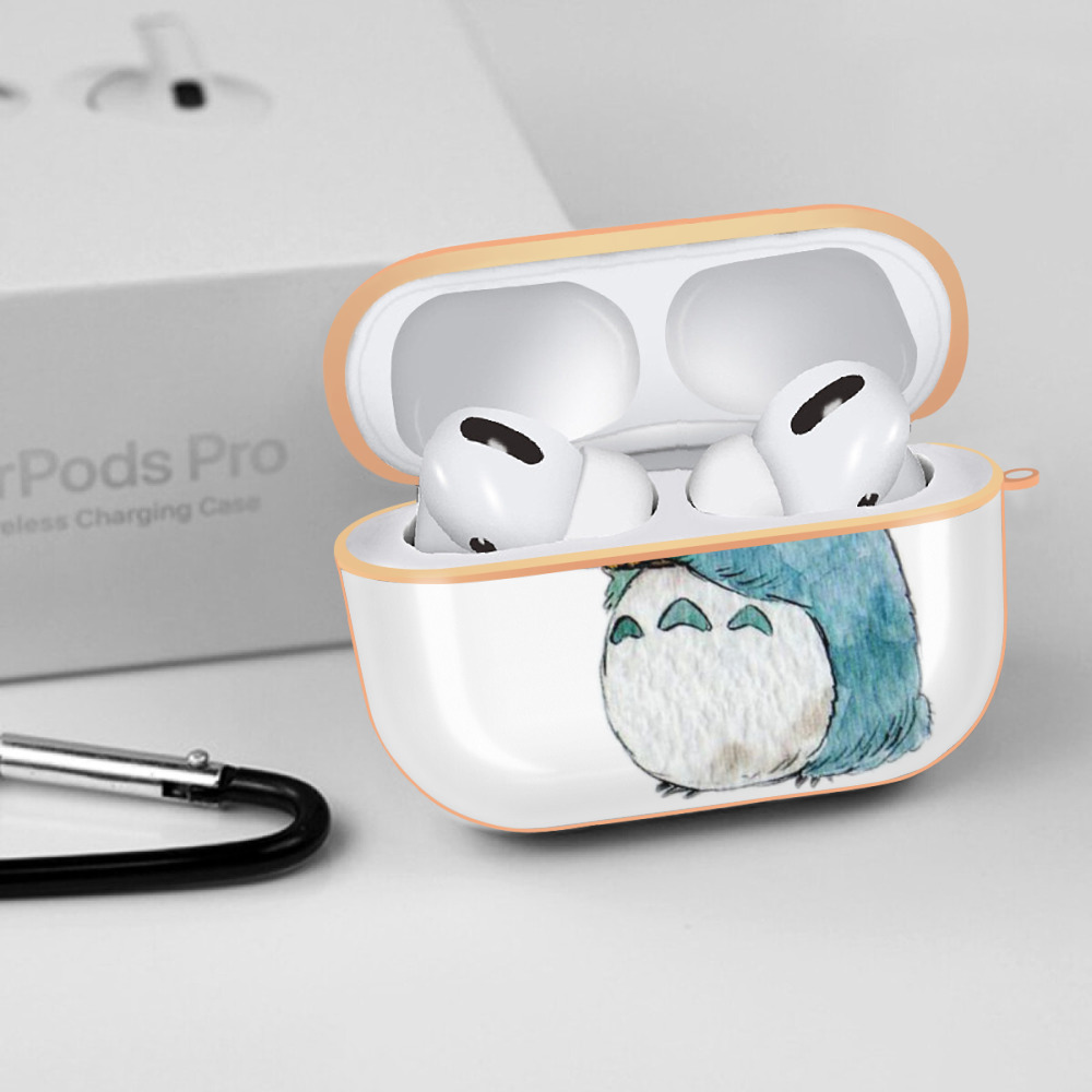 となりのトトロ 草壁メイ 草壁サツキ My Neighbor Totoro Satsuki Kusakabe Mei Kusakabe 【AirPods Pro用】ハードシェル保護ケース｜耐衝撃・防指紋・カラビナ付き商品仕様
