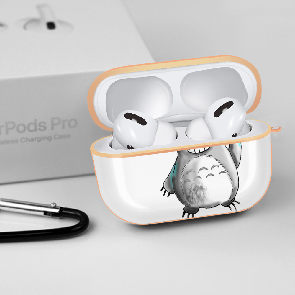 となりのトトロ 草壁メイ 草壁サツキ My Neighbor Totoro Satsuki Kusakabe Mei Kusakabe 【AirPods Pro用】ハードシェル保護ケース｜耐衝撃・防指紋・カラビナ付き商品仕様