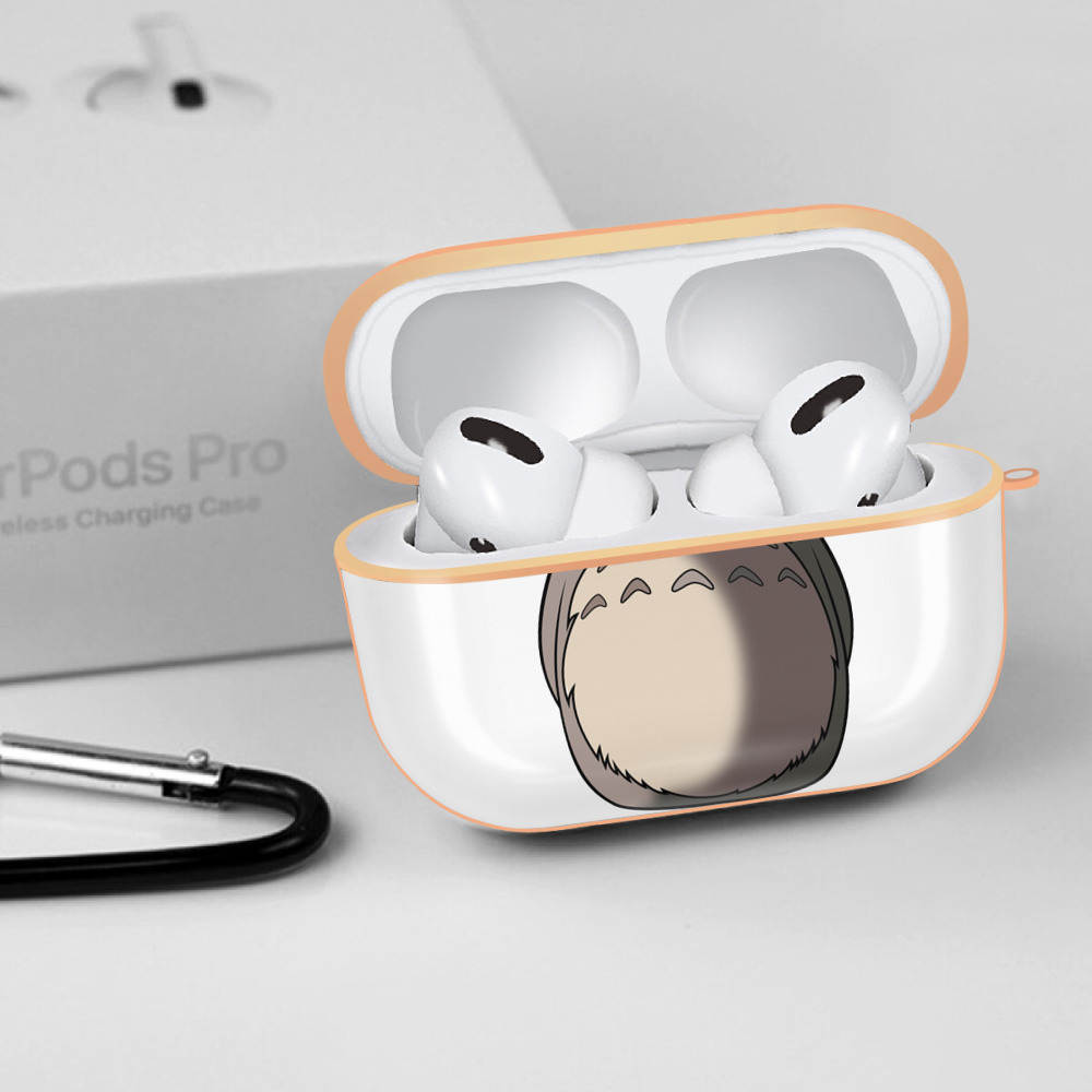 となりのトトロ 草壁メイ 草壁サツキ My Neighbor Totoro Satsuki Kusakabe Mei Kusakabe 【AirPods Pro用】ハードシェル保護ケース｜耐衝撃・防指紋・カラビナ付き商品仕様