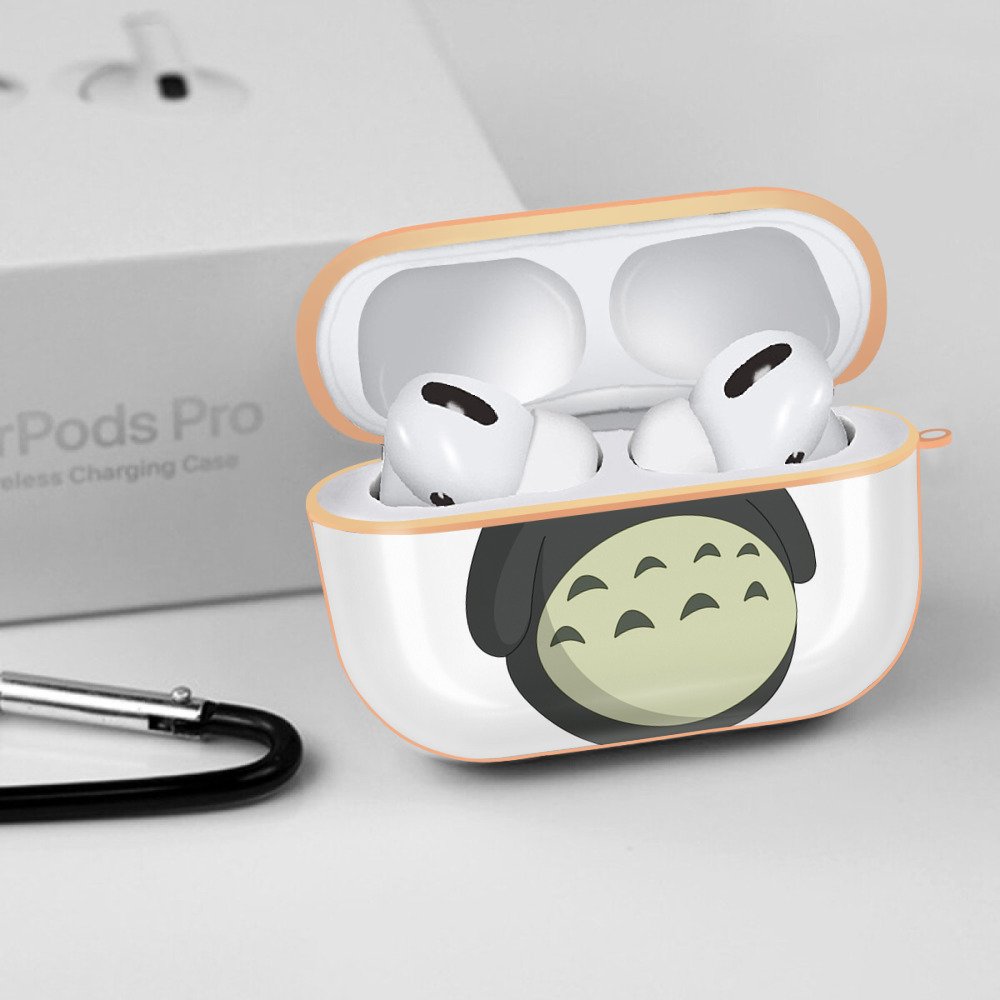 となりのトトロ 草壁メイ 草壁サツキ My Neighbor Totoro Satsuki Kusakabe Mei Kusakabe 【AirPods Pro用】ハードシェル保護ケース｜耐衝撃・防指紋・カラビナ付き商品仕様