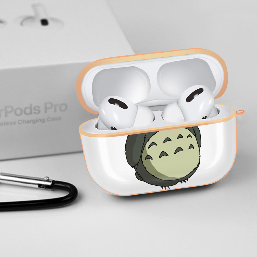 となりのトトロ 草壁メイ 草壁サツキ My Neighbor Totoro Satsuki Kusakabe Mei Kusakabe 【AirPods Pro用】ハードシェル保護ケース｜耐衝撃・防指紋・カラビナ付き商品仕様