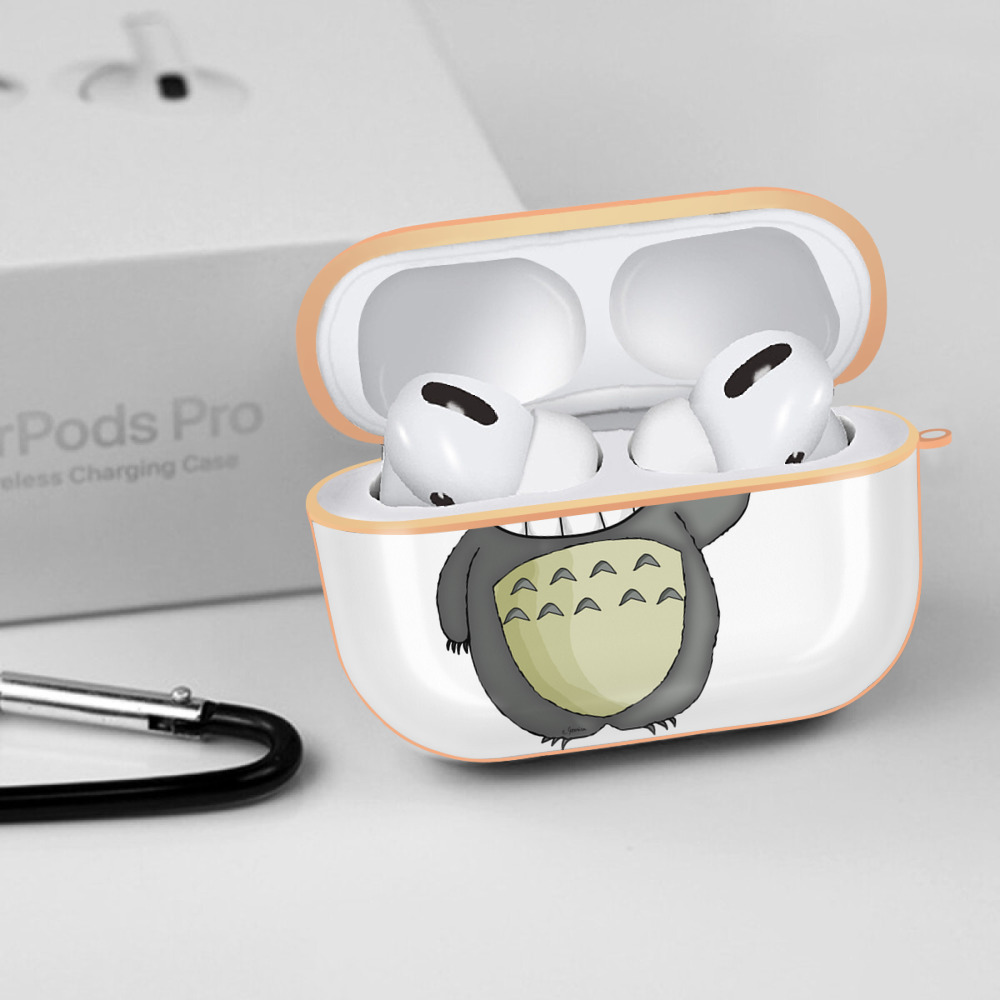 となりのトトロ 草壁メイ 草壁サツキ My Neighbor Totoro Satsuki Kusakabe Mei Kusakabe 【AirPods Pro用】ハードシェル保護ケース｜耐衝撃・防指紋・カラビナ付き商品仕様