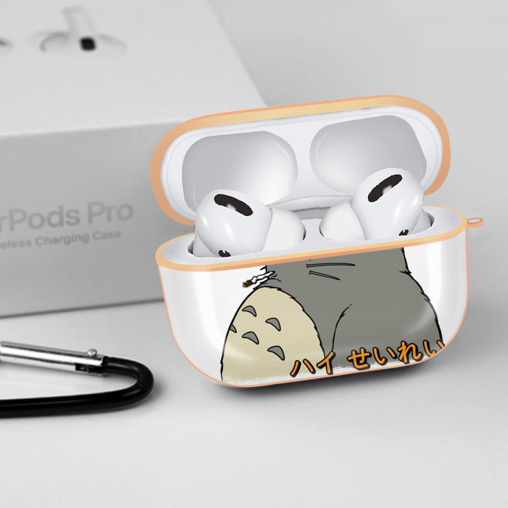 となりのトトロ 草壁メイ 草壁サツキ My Neighbor Totoro Satsuki Kusakabe Mei Kusakabe 【AirPods Pro用】ハードシェル保護ケース｜耐衝撃・防指紋・カラビナ付き商品仕様