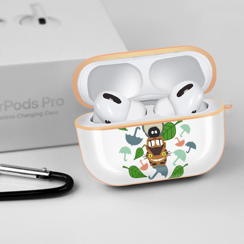 となりのトトロ 草壁メイ 草壁サツキ My Neighbor Totoro Satsuki Kusakabe Mei Kusakabe 【AirPods Pro用】ハードシェル保護ケース｜耐衝撃・防指紋・カラビナ付き商品仕様