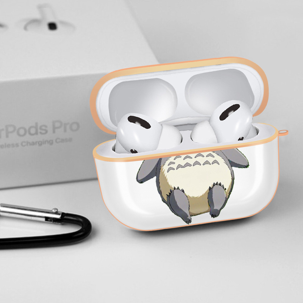 となりのトトロ 草壁メイ 草壁サツキ My Neighbor Totoro Satsuki Kusakabe Mei Kusakabe 【AirPods Pro用】ハードシェル保護ケース｜耐衝撃・防指紋・カラビナ付き商品仕様