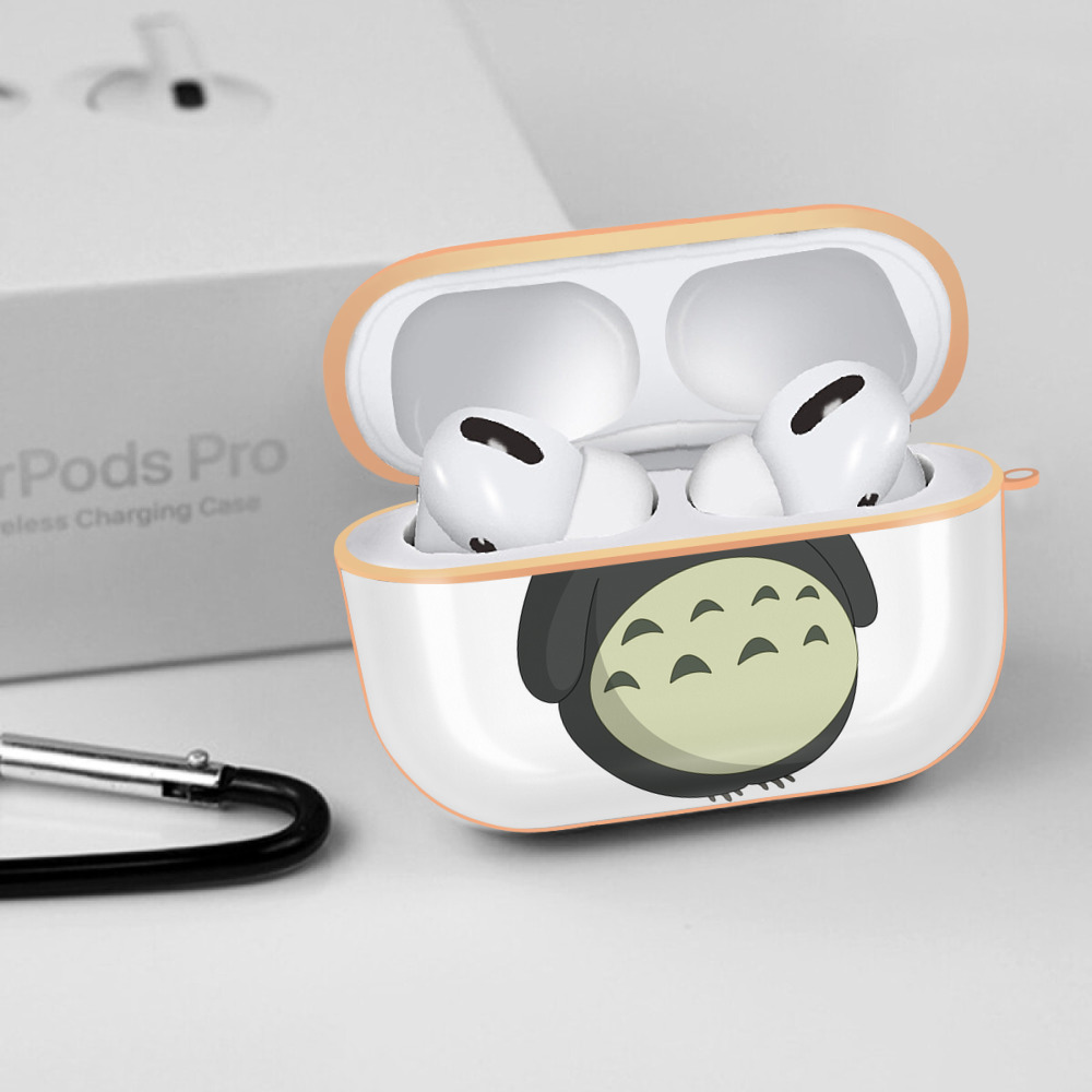 となりのトトロ 草壁メイ 草壁サツキ My Neighbor Totoro Satsuki Kusakabe Mei Kusakabe 【AirPods Pro用】ハードシェル保護ケース｜耐衝撃・防指紋・カラビナ付き商品仕様