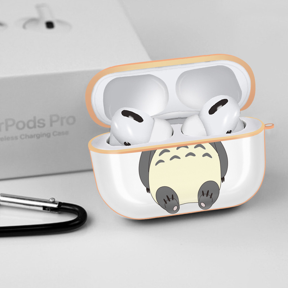 となりのトトロ 草壁メイ 草壁サツキ My Neighbor Totoro Satsuki Kusakabe Mei Kusakabe 【AirPods Pro用】ハードシェル保護ケース｜耐衝撃・防指紋・カラビナ付き商品仕様